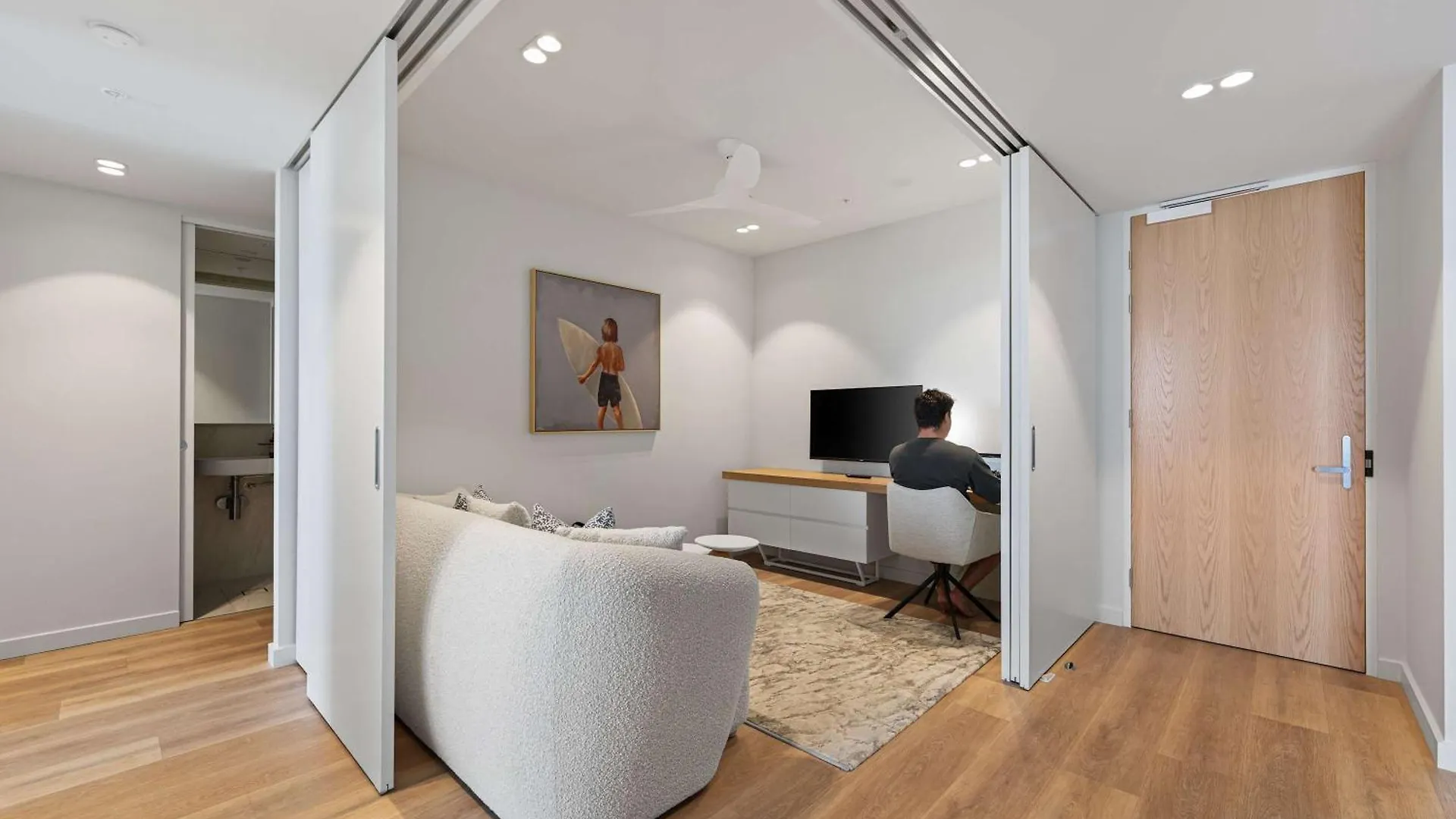 Solara At Kirra Daire Gold Coast